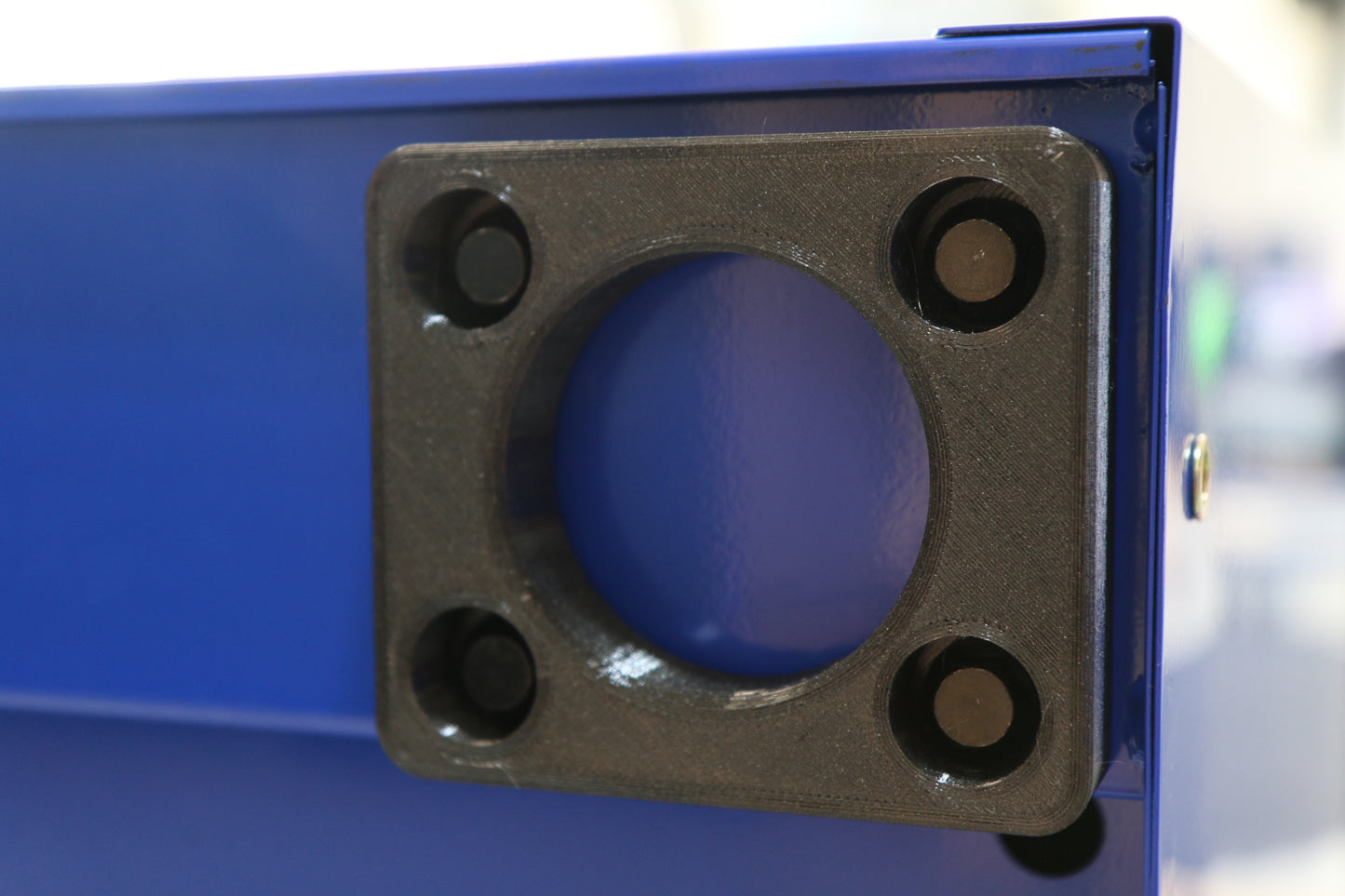 US General Tool Box Riser Feet